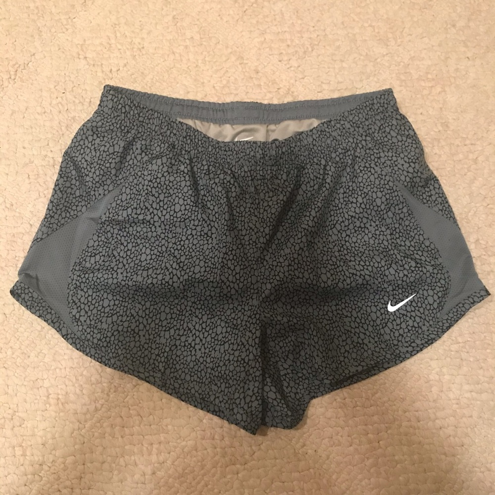 grey speckled pattern nike dri-fit women shorts XS